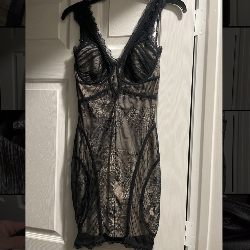 Black and nude lace fitted dress
